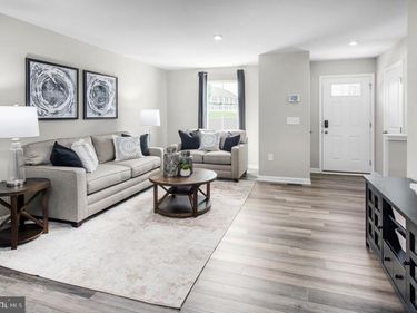 33 DAYSPRING DRIVE, Unit J2, ORWIGSBURG, PA 17961