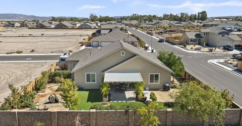 2270 Evelynn Street, Fernley, NV 89408 Photo