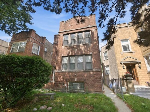 5742 N Rockwell Street , Unit 2, Chicago, IL 60659