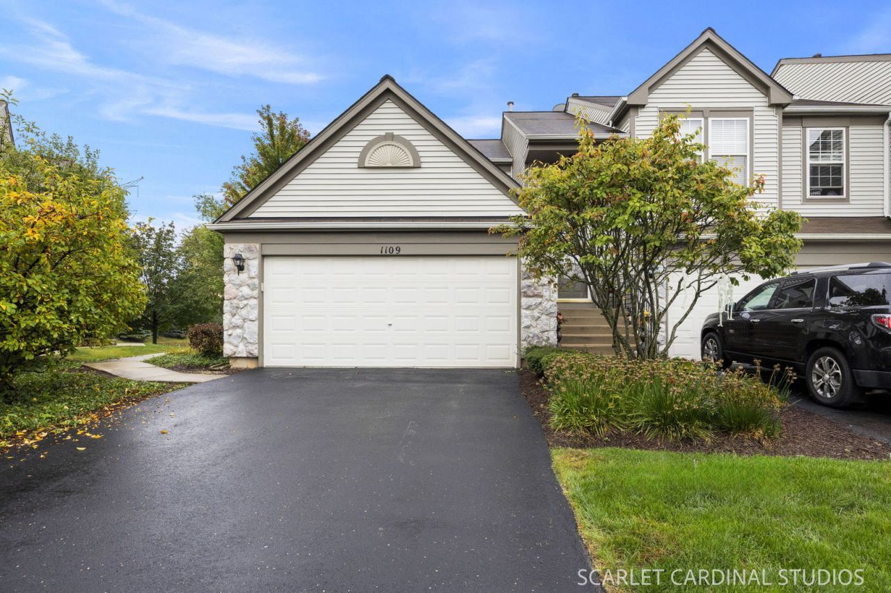 1109 Bromley Court, Unit 1109, Aurora, IL 60502 Main Photo
