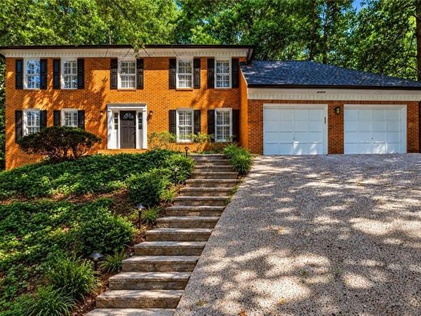5309 W Bank Drive, Marietta, GA 30068