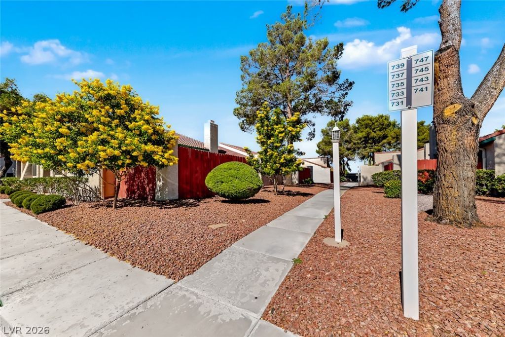 737 Heritage Vista Avenue , Henderson, NV 89015