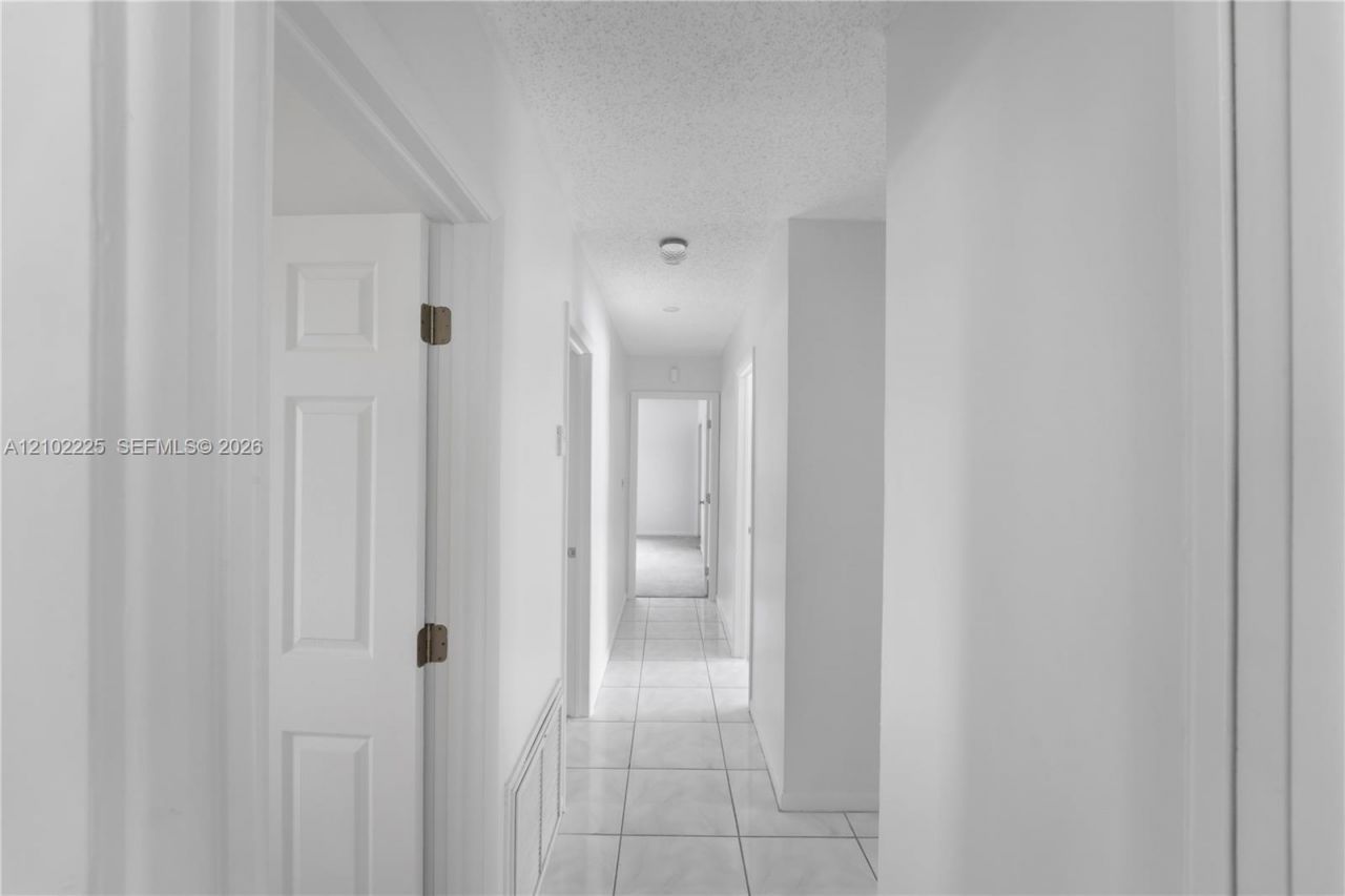 17720 SW 89th Ct, Palmetto Bay, FL 33157 Photo