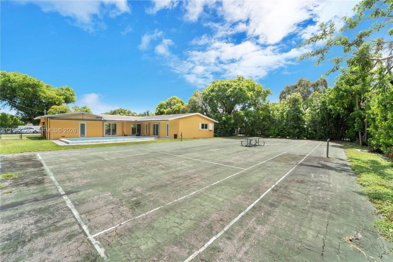 17720 SW 89th Ct, Palmetto Bay, FL 33157 Photo