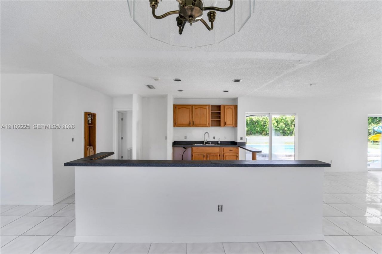 17720 SW 89th Ct, Palmetto Bay, FL 33157 Photo