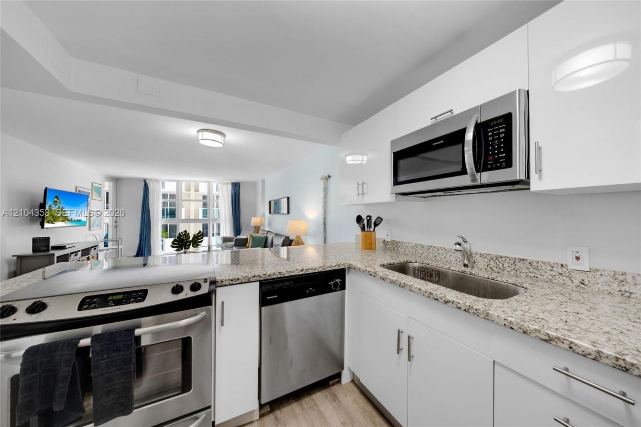 Please Call For Address, Unit 312, Miami Beach, FL 33139 Photo