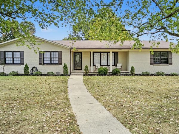1000 Jackson Drive, Athens, AL 35611