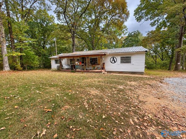 97 Red Bud Lane, Decatur, AL 35603