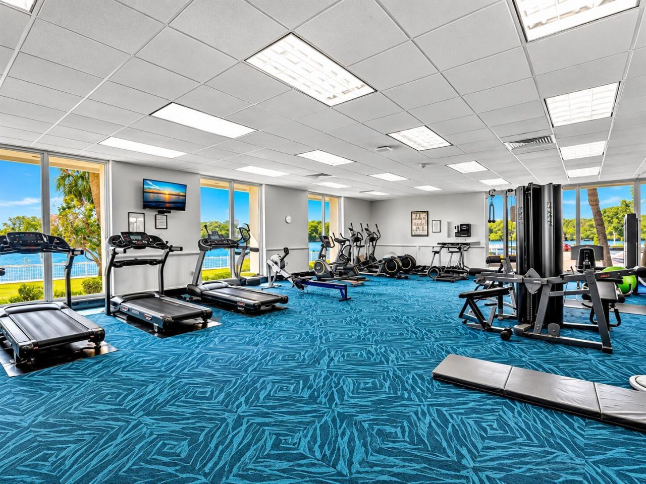 500 Bayview Drive, Unit 925, Sunny Isles Beach, FL 33160 Photo