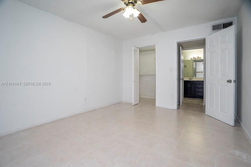 606 W 81st St, Unit 111, Hialeah, FL 33014 Photo