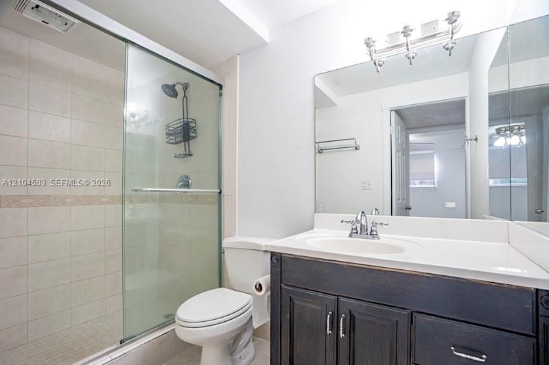 606 W 81st St, Unit 111, Hialeah, FL 33014 Photo