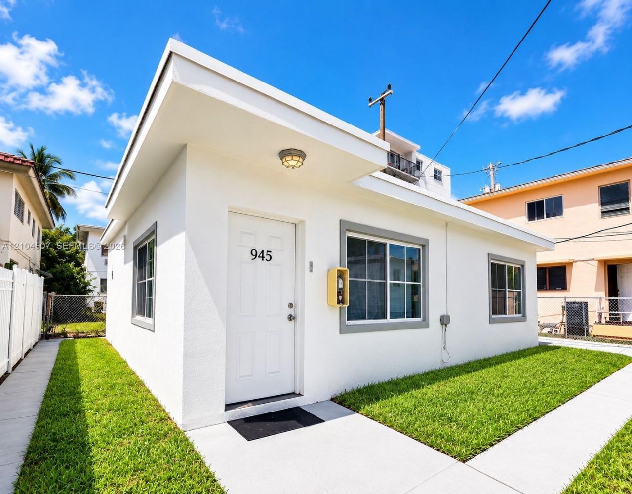 1001 Bay Dr , Unit 945, Miami Beach, FL 33141 Photo