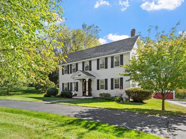 643 Harvard Rd, Lancaster, MA 01523