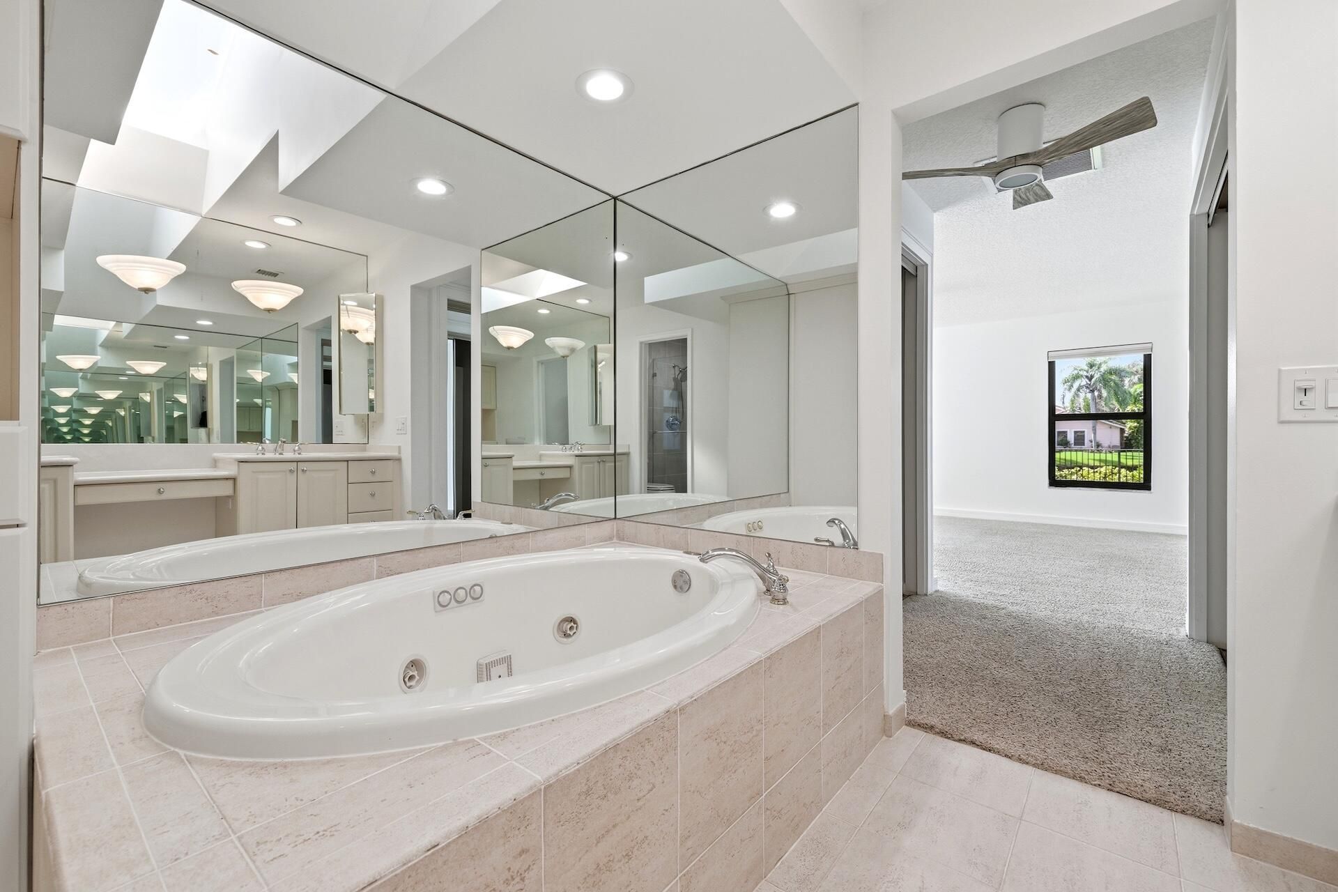 1013 Shady Lakes Circle, Palm Beach Gardens, FL 33418 Photo