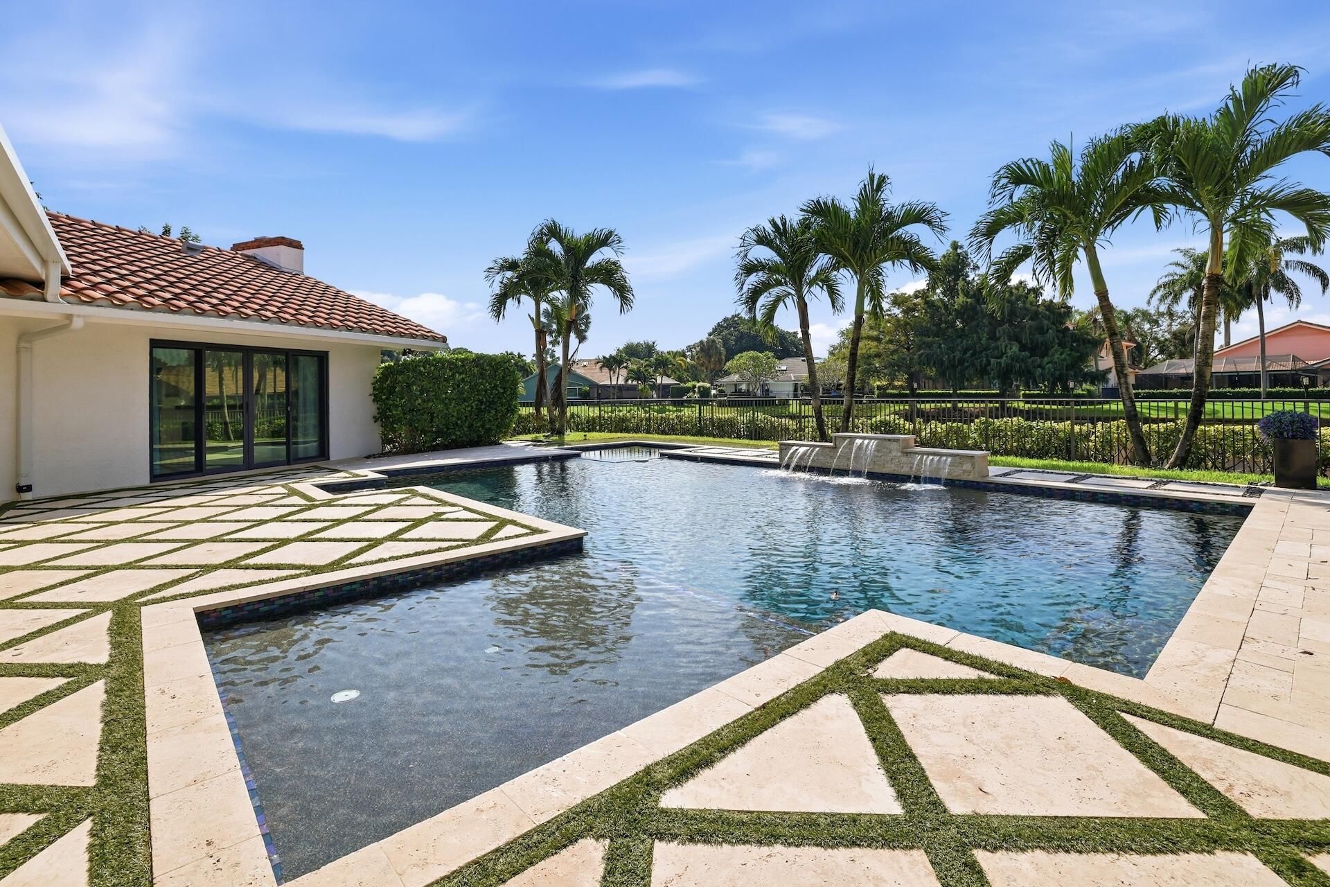 1013 Shady Lakes Circle, Palm Beach Gardens, FL 33418 Photo