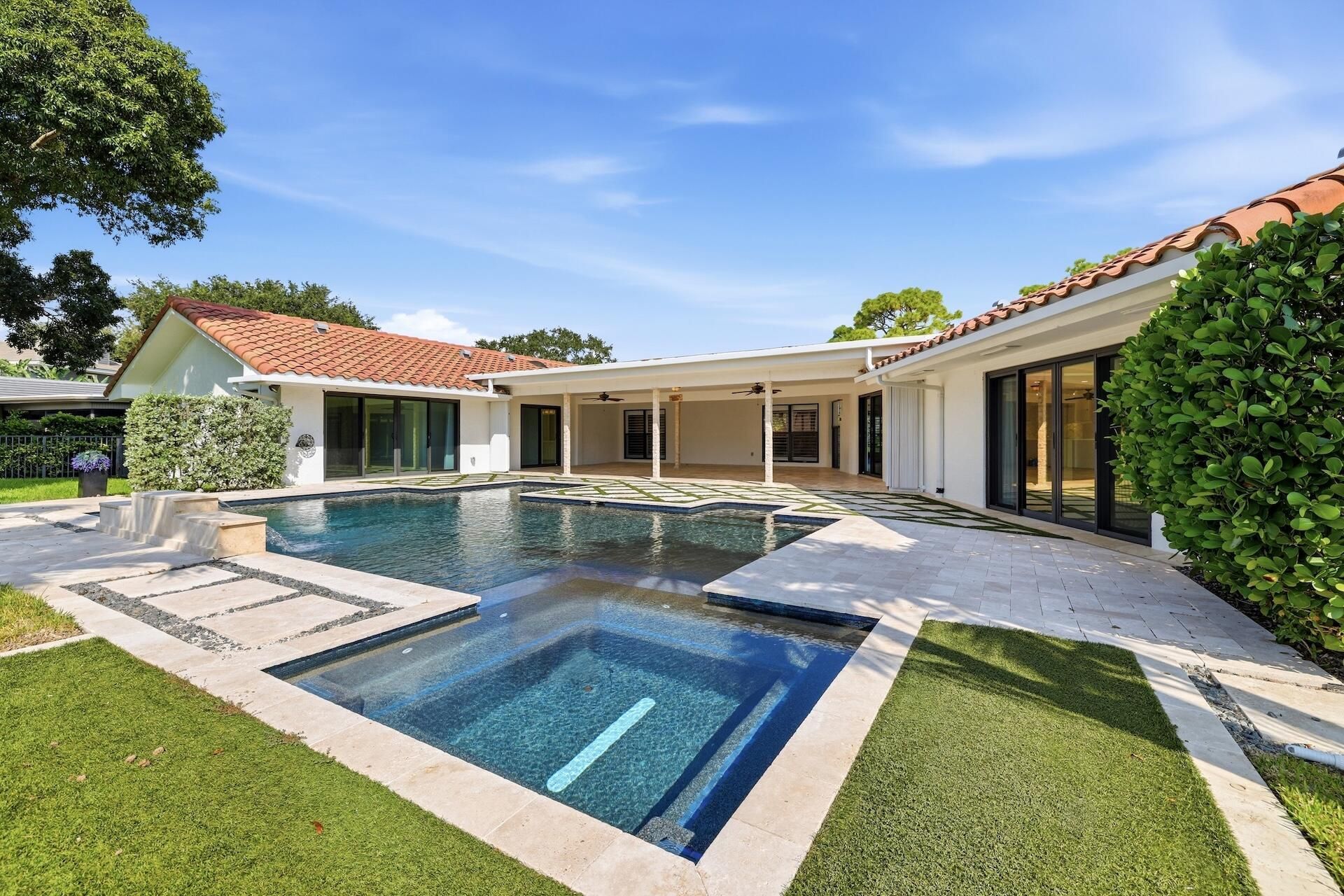 1013 Shady Lakes Circle, Palm Beach Gardens, FL 33418 Photo