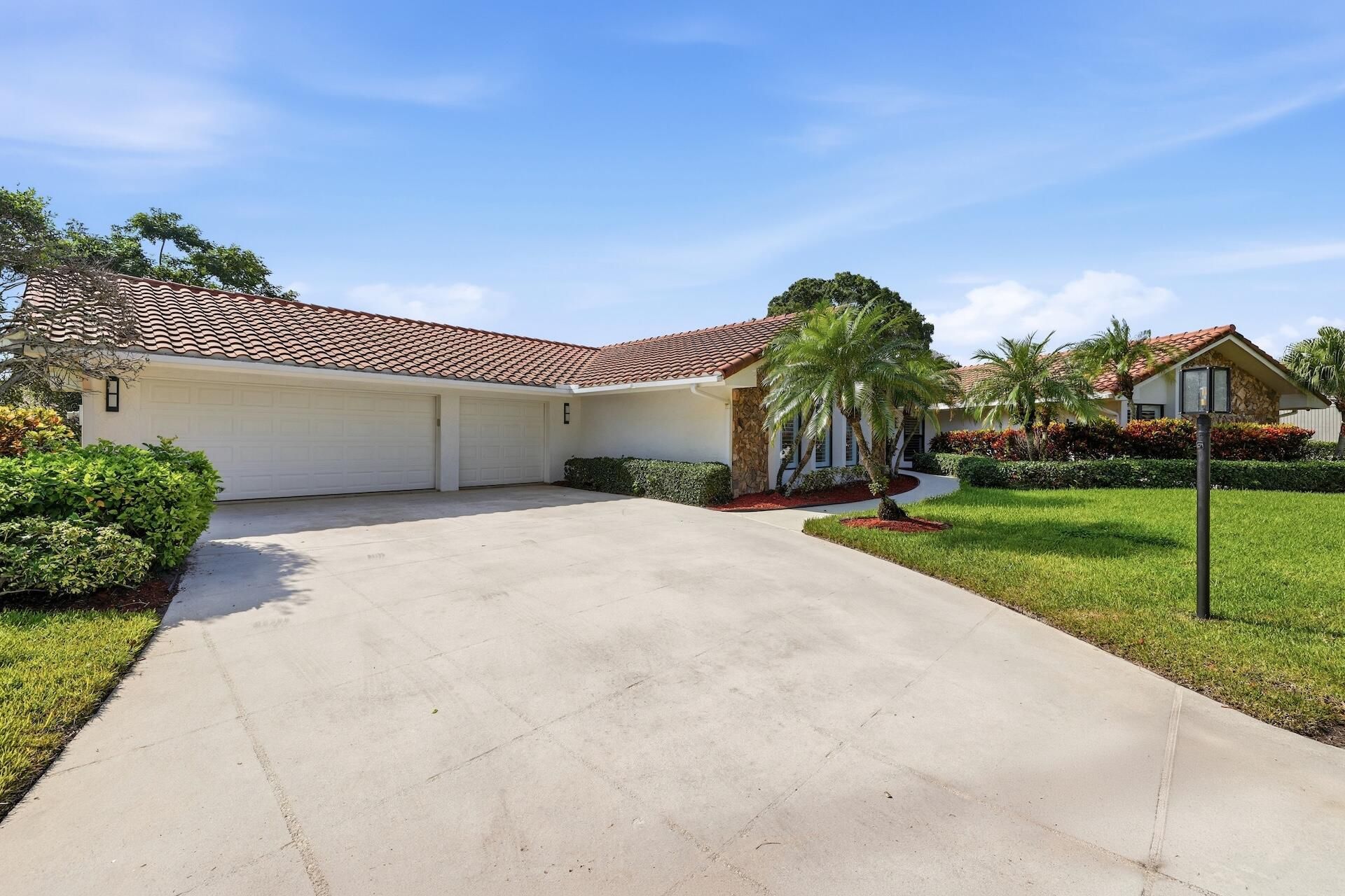 1013 Shady Lakes Circle, Palm Beach Gardens, FL 33418 Photo