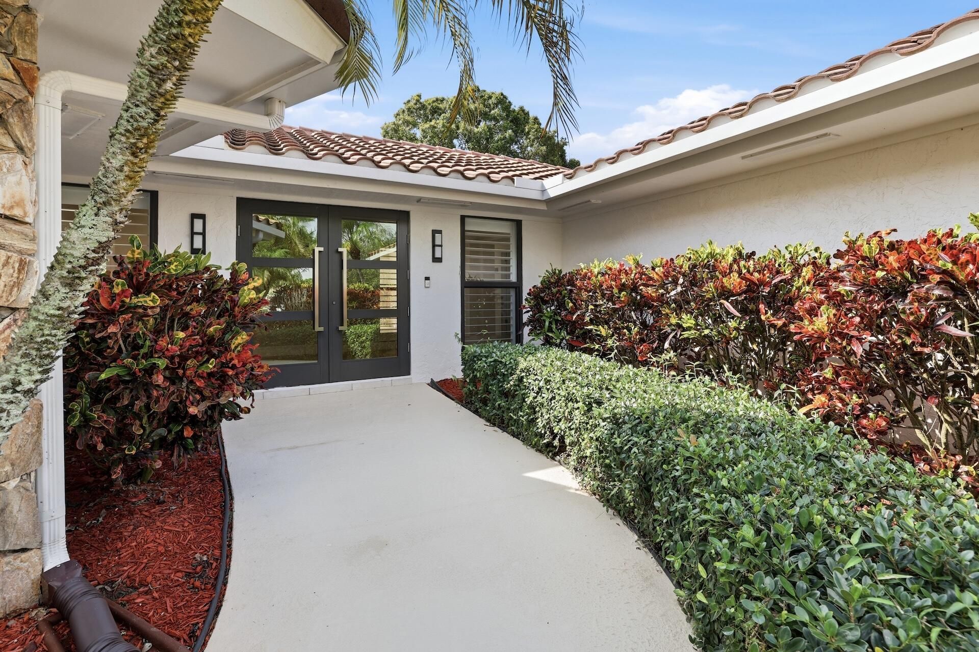 1013 Shady Lakes Circle, Palm Beach Gardens, FL 33418 Photo