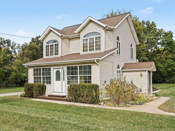 19353 Greenacre Street, South Bend, IN 46637