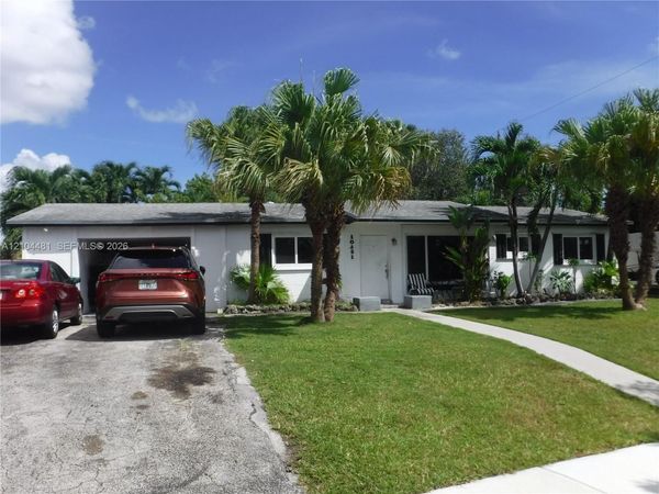 10451 SW 202nd Ter , Cutler Bay, FL 33189