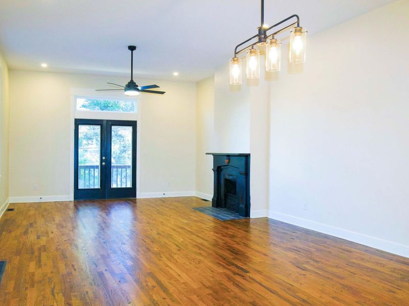 646 W 11th Street, Covington, KY 41011 Photo 4