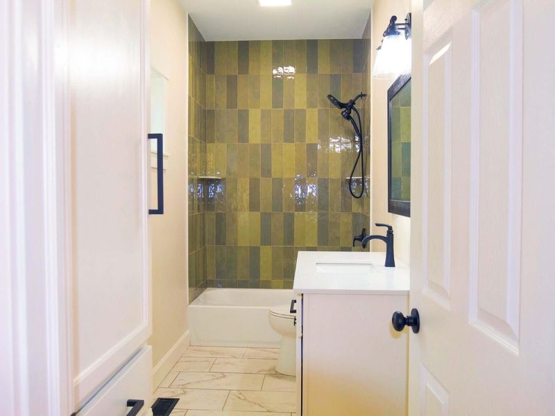 646 W 11th Street, Covington, KY 41011 Photo 9