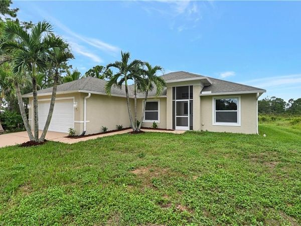 954 Marilyn AVE S, LEHIGH ACRES, FL 33974