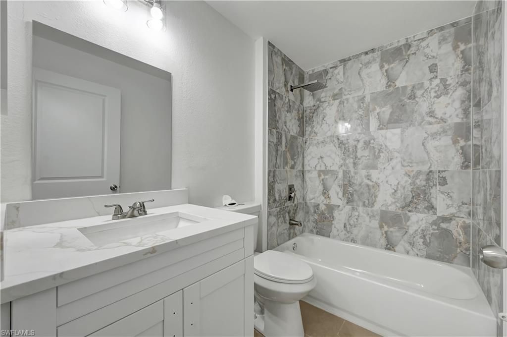 954 Marilyn Ave S, Lehigh Acres, FL 33974 Photo