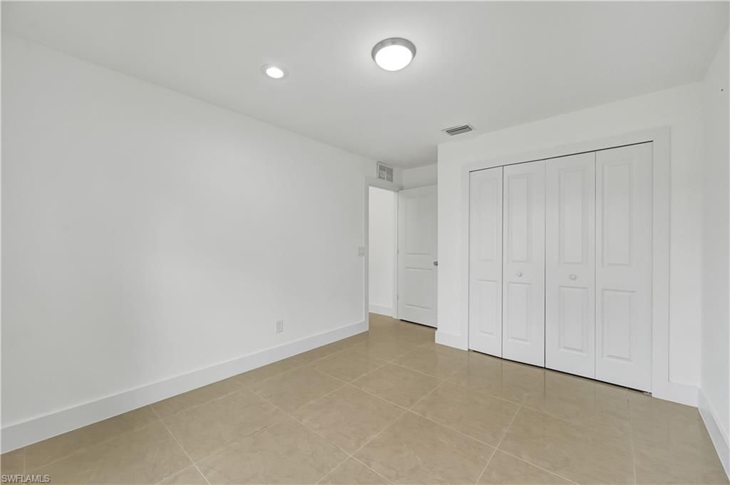 954 Marilyn Ave S, Lehigh Acres, FL 33974 Photo
