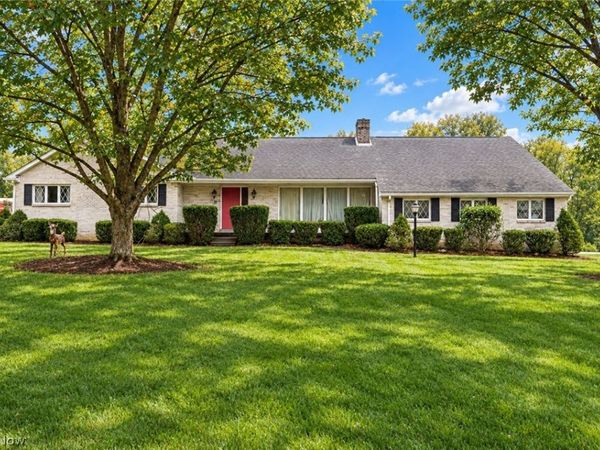6239 State Route 152 , Richmond, OH 43944