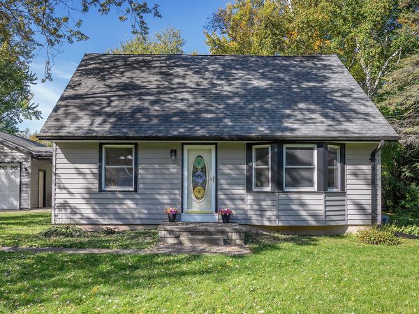 8373 S 35th St, Franklin, WI 53132