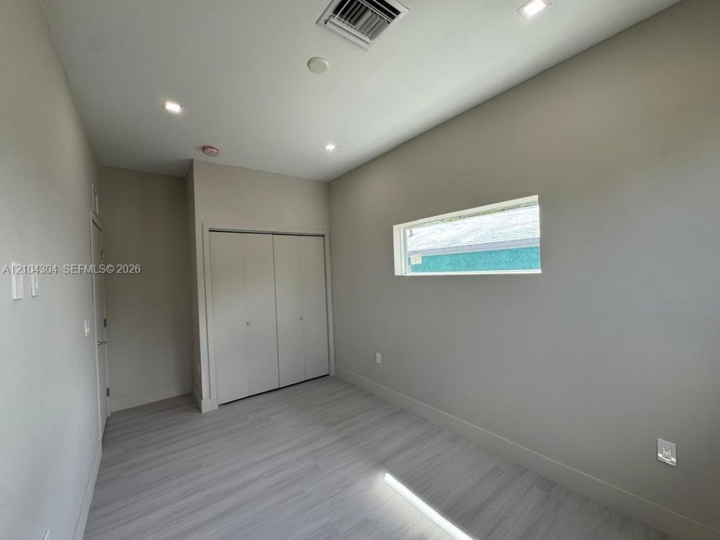 1028 NW 8th Ave , Fort Lauderdale, FL 33311 Photo