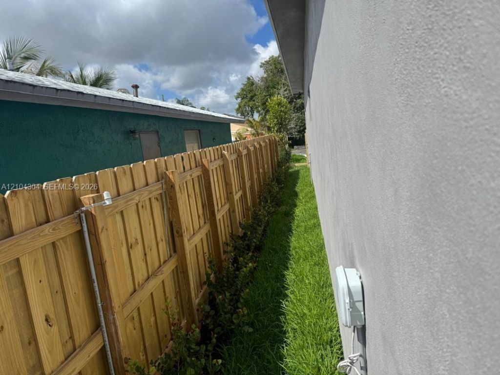 1028 NW 8th Ave , Fort Lauderdale, FL 33311 Photo