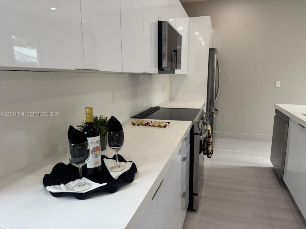 1028 NW 8th Ave , Fort Lauderdale, FL 33311 Photo