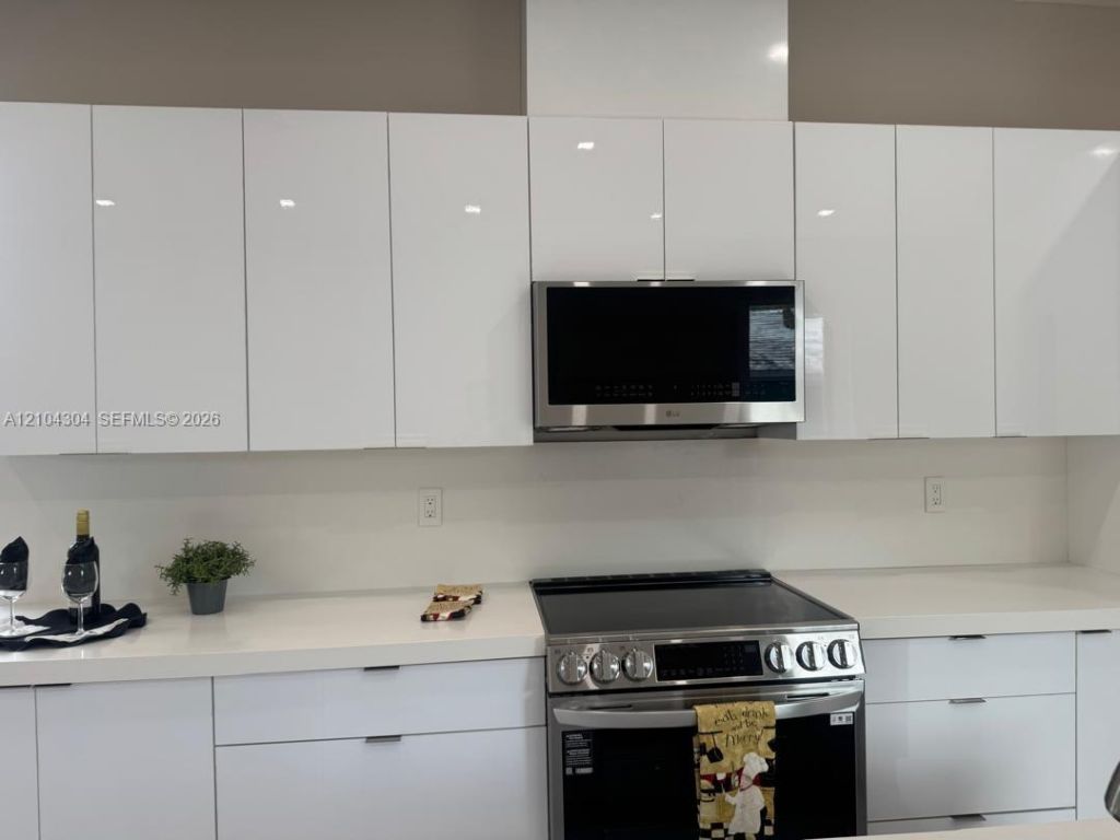 1028 NW 8th Ave , Fort Lauderdale, FL 33311 Photo