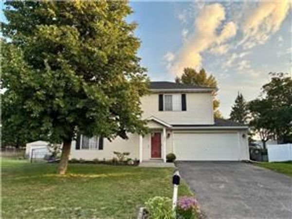 1283 Creekside Drive, Waconia, MN 55387
