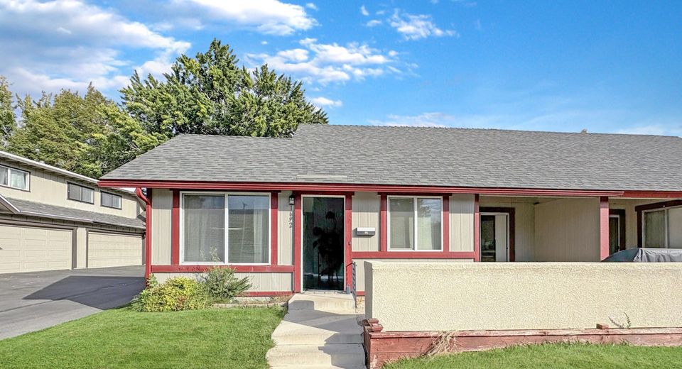 1692 London Circle, Sparks, NV 89431 Photo