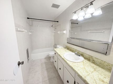 1692 London Circle, Sparks, NV 89431 Photo