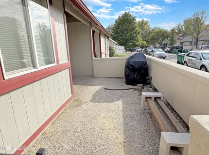 1692 London Circle, Sparks, NV 89431 Photo