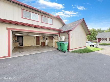 1692 London Circle, Sparks, NV 89431 Photo
