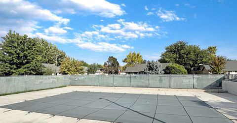 1692 London Circle, Sparks, NV 89431 Photo