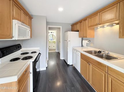 1692 London Circle, Sparks, NV 89431 Photo