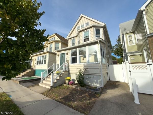 107 Sheridan Ave, Roselle Park, NJ 07204