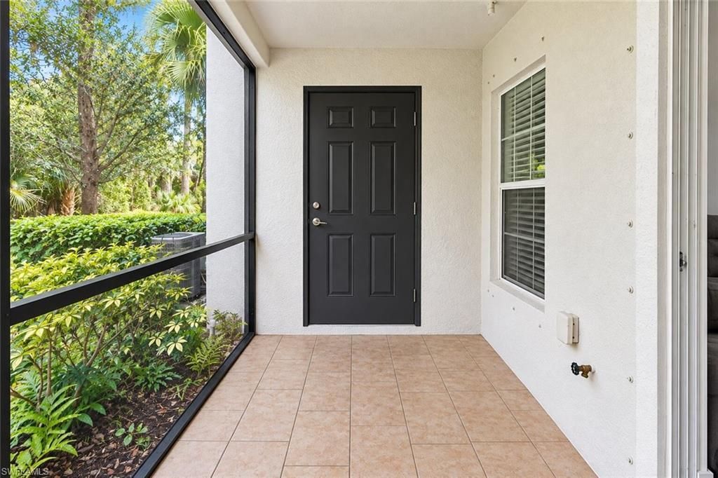 9076 Gervais Cir, Unit 408, Naples, FL 34120 Photo