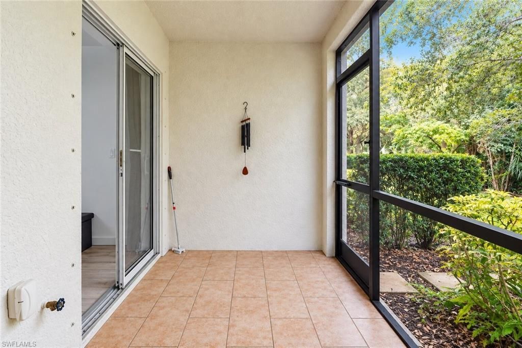 9076 Gervais Cir, Unit 408, Naples, FL 34120 Photo