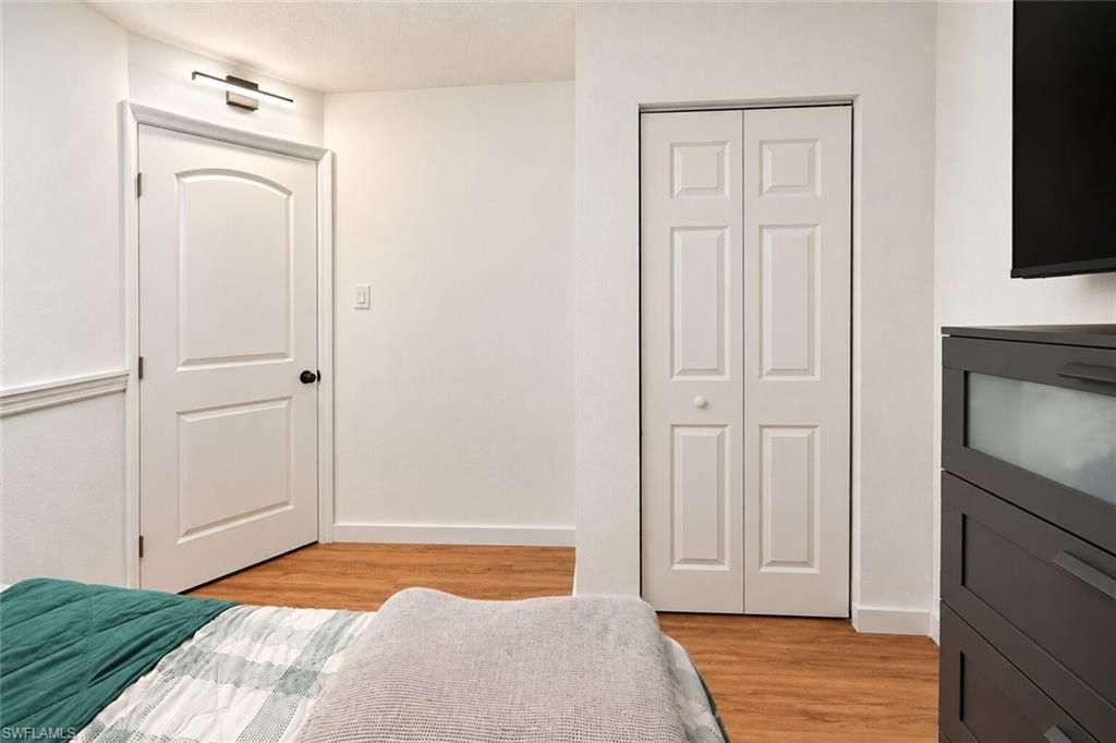 9076 Gervais Cir, Unit 408, Naples, FL 34120 Photo