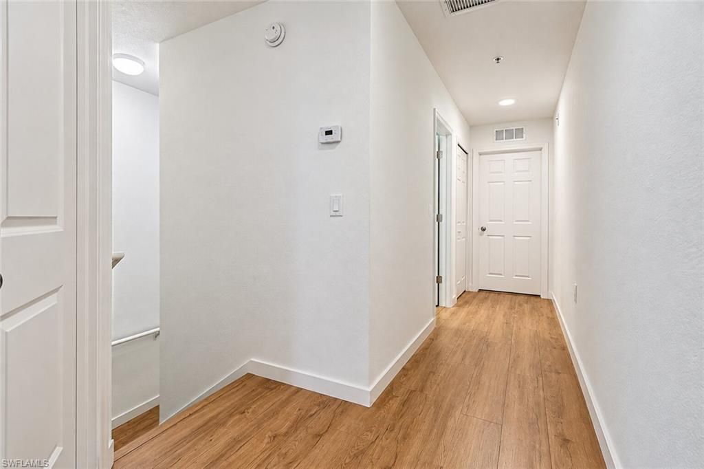 9076 Gervais Cir, Unit 408, Naples, FL 34120 Photo