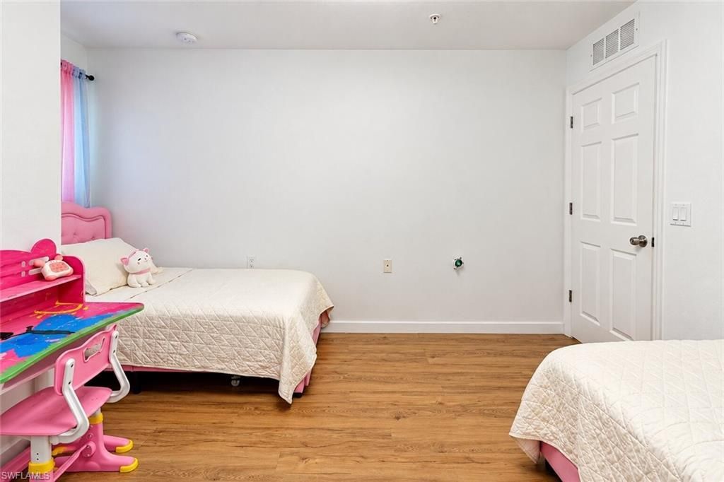 9076 Gervais Cir, Unit 408, Naples, FL 34120 Photo