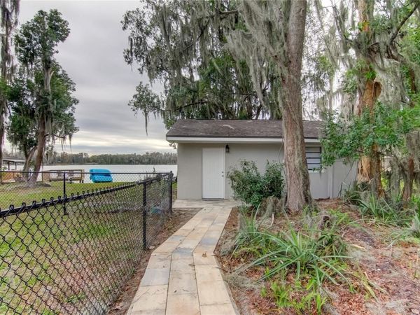 318 DEER COVE LANE , Unit B, LUTZ, FL 33548