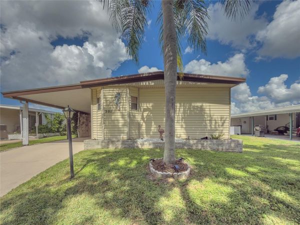 808 53RD AVENUE E, Unit 301, BRADENTON, FL 34203